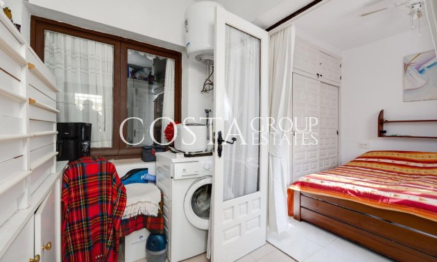 Resale - House -
Torrevieja