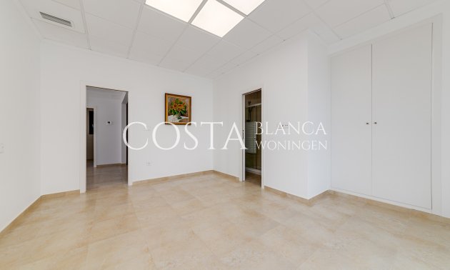 Herverkoop - Villa -
Torrevieja - La Mata