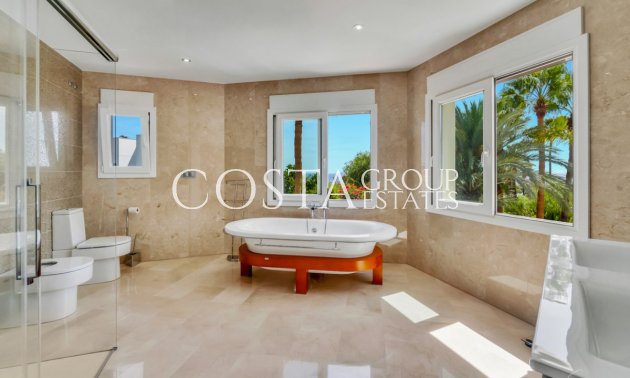 Odsprzedaż - Willa -
Benissa - Benissa Centro