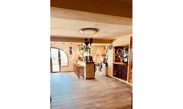 Odsprzedaż - Willa -
Benissa - Benissa Centro