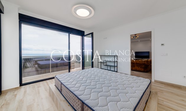 Herverkoop - Villa -
Torrevieja - La Mata