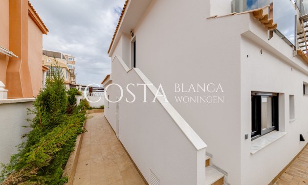 Herverkoop - Villa -
Torrevieja - La Mata