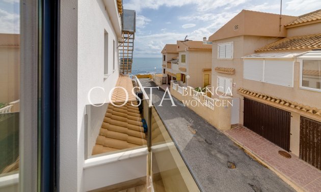 Herverkoop - Villa -
Torrevieja - La Mata