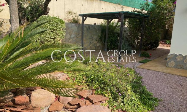 Resale - Villa -
Teulada - Moraira