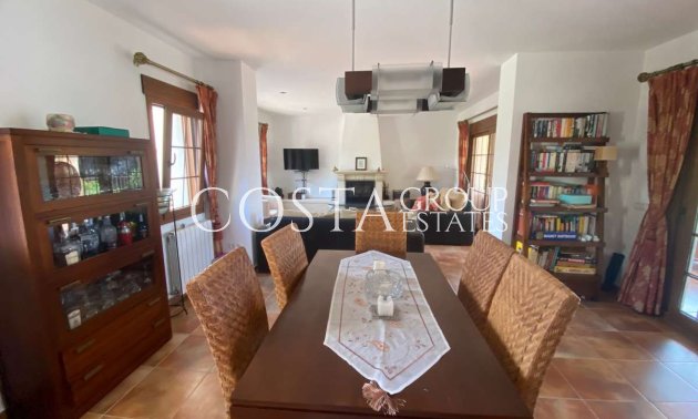 Resale - Villa -
Teulada - Moraira