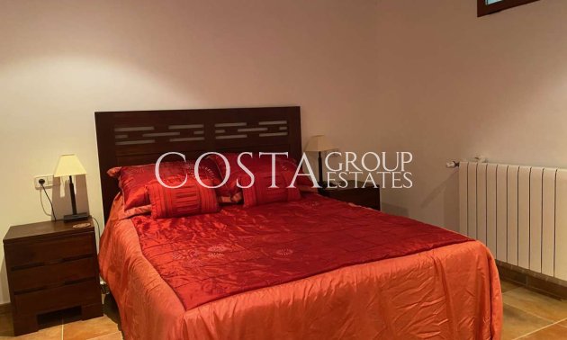 Resale - Villa -
Teulada - Moraira