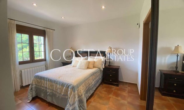 Resale - Villa -
Teulada - Moraira