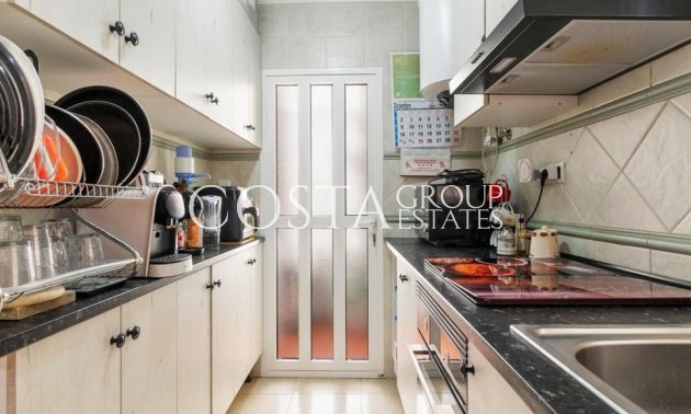 Herverkoop - Villa -
Orihuela Costa - Villamartin