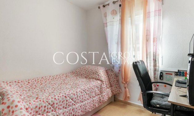 Herverkoop - Villa -
Orihuela Costa - Villamartin