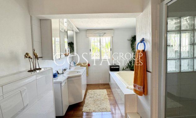 Herverkoop - Villa -
Orihuela Costa - La Zenia