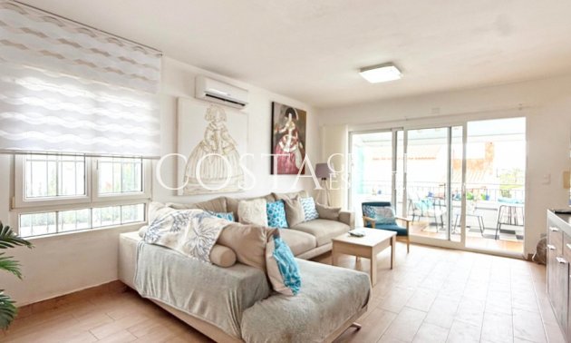 Herverkoop - Villa -
Orihuela Costa - Villamartin