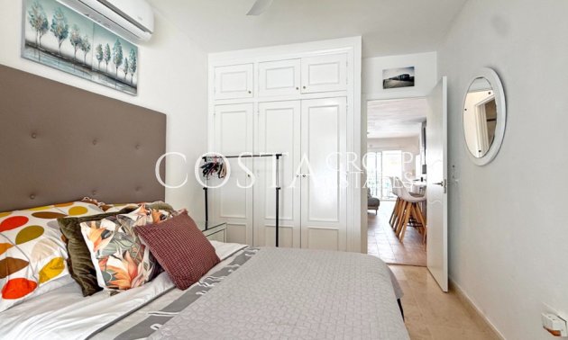 Herverkoop - Villa -
Orihuela Costa - Villamartin