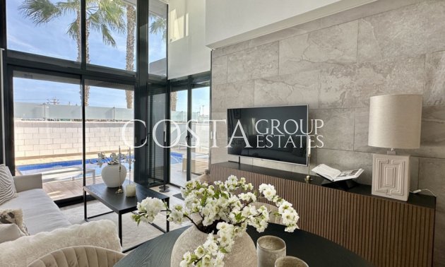 Herverkoop - Villa -
Orihuela Costa - Lomas de Cabo Roig