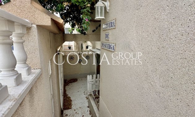 Wiederverkauf - House -
Orihuela Costa - Los Altos