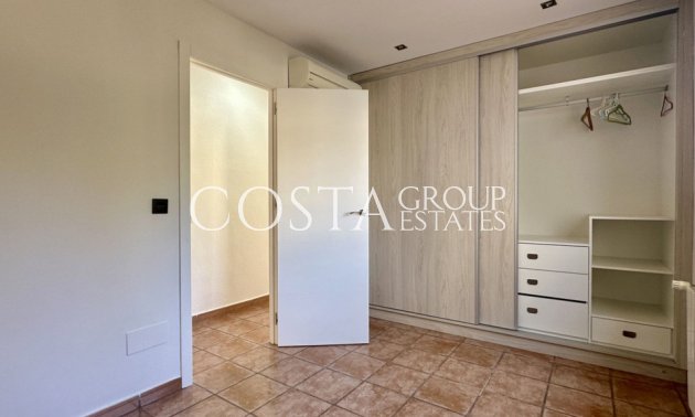 Herverkoop - Villa -
Orihuela Costa - Villamartin