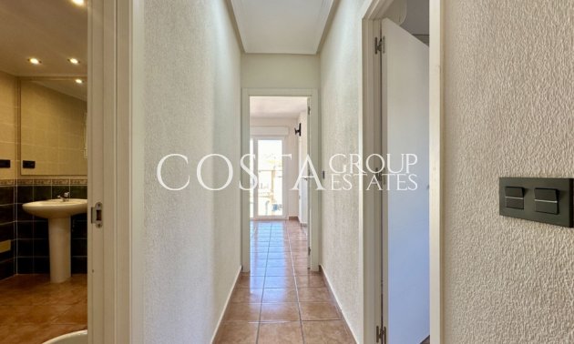 Herverkoop - Villa -
Orihuela Costa - Villamartin