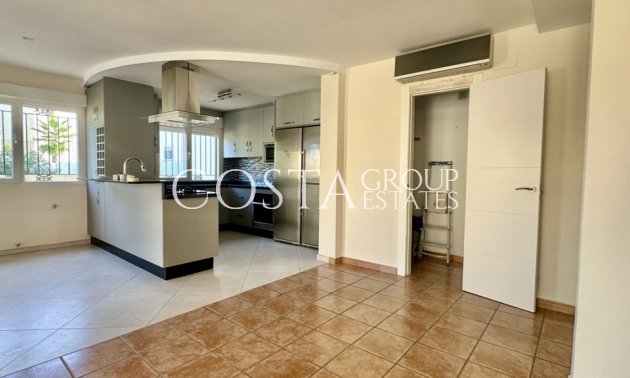 Herverkoop - Villa -
Orihuela Costa - Villamartin