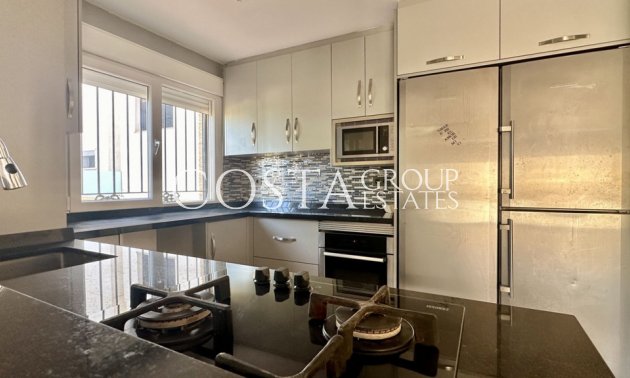 Herverkoop - Villa -
Orihuela Costa - Villamartin