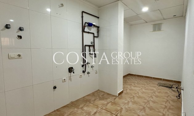 Herverkoop - Villa -
Orihuela Costa - Villamartin