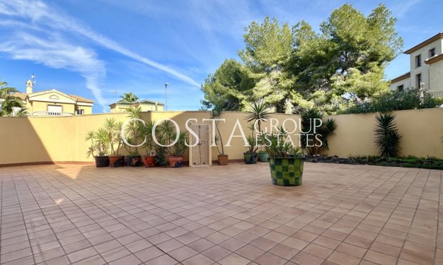 Herverkoop - Villa -
Orihuela Costa - Villamartin