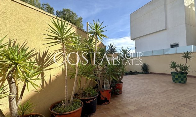 Herverkoop - Villa -
Orihuela Costa - Villamartin