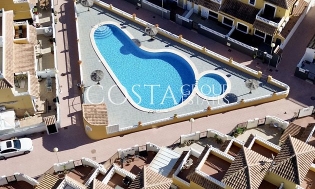 Herverkoop - Huis -
Orihuela Costa - La Florida