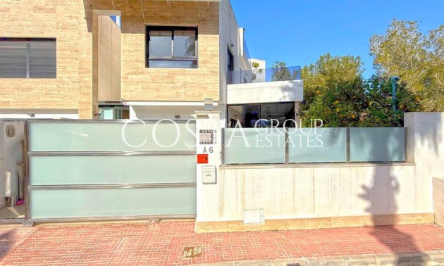 Herverkoop - Villa -
Orihuela Costa - Villamartin