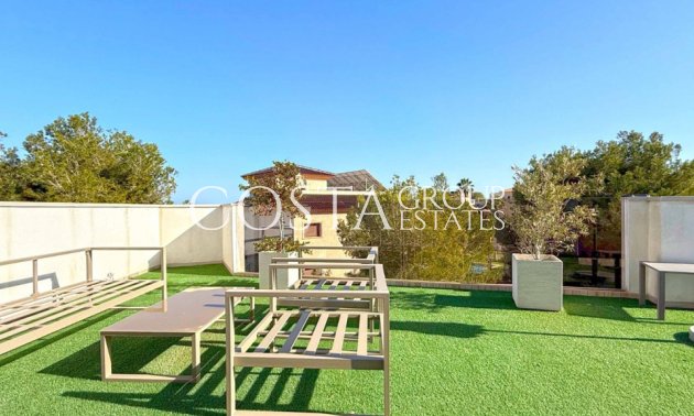 Herverkoop - Villa -
Orihuela Costa - Villamartin