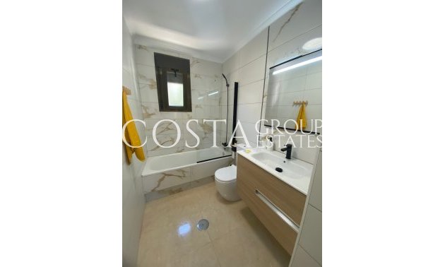 Resale - House -
San Miguel de Salinas - San Miguel de Salinas Centro