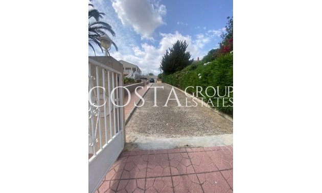 Herverkoop - Villa -
Algorfa