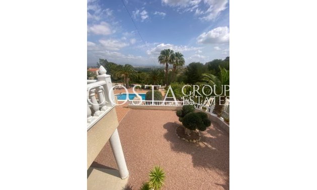 Herverkoop - Villa -
Algorfa