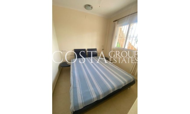 Herverkoop - Villa -
Algorfa