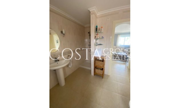 Herverkoop - Villa -
Algorfa