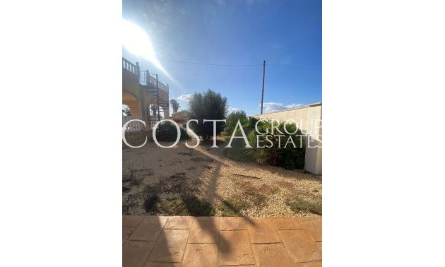 Revente - Villa -
Catral - Catral Centro