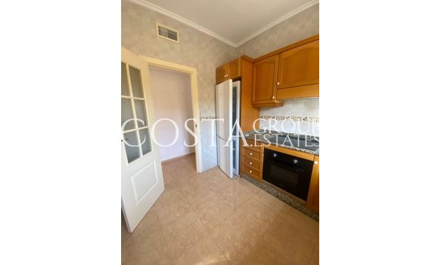 Revente - Villa -
Catral - Catral Centro