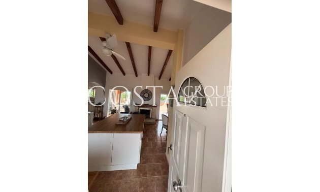 Herverkoop - Villa -
Dolores - Dolores Centro