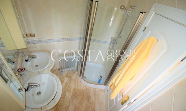 Revente - Villa -
Guardamar del Segura - Guardamar del Segura Centro