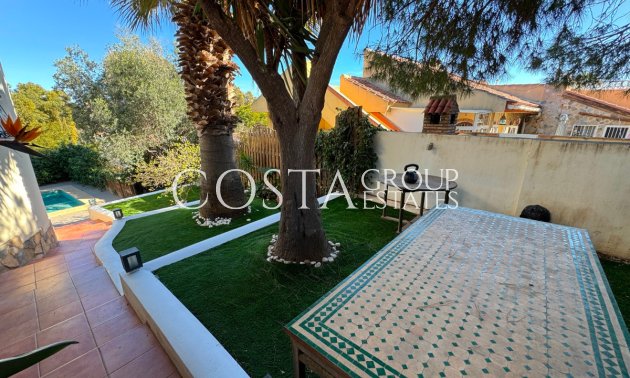 Herverkoop - Villa -
Orihuela Costa - La Zenia