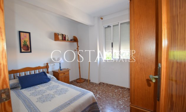 Revente - Villa -
Guardamar del Segura - Guardamar del Segura Centro