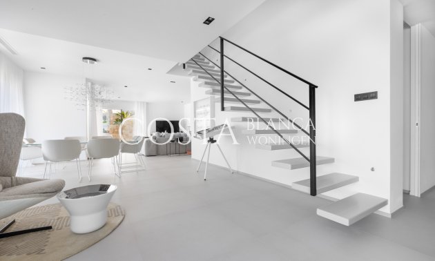 Herverkoop - Villa -
Jávea - Balcon al Mar