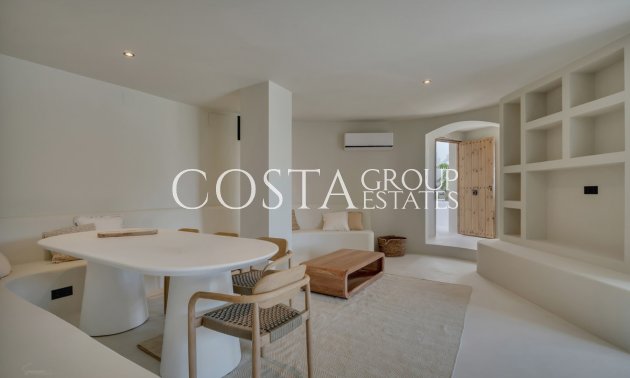 Resale - Villa -
Benissa - Benissa Centro