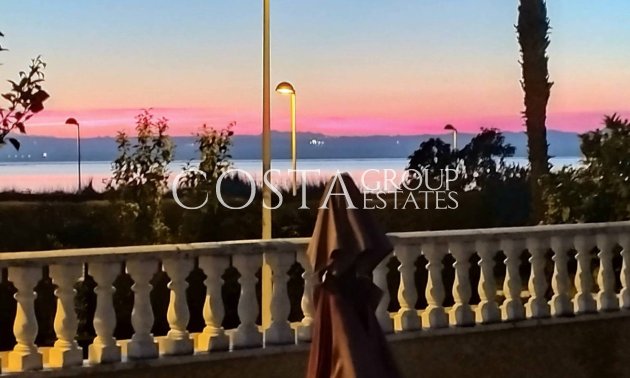 Odsprzedaż - Willa -
Torrevieja - La Siesta