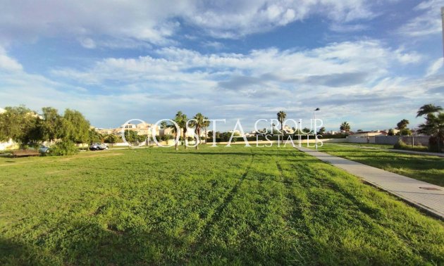 Odsprzedaż - Willa -
Torrevieja - La Siesta