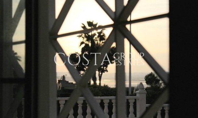 Odsprzedaż - Willa -
Torrevieja - La Siesta