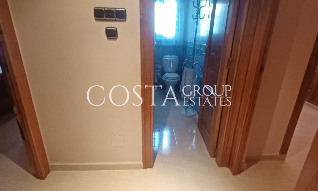 Herverkoop - Villa -
Orihuela Costa