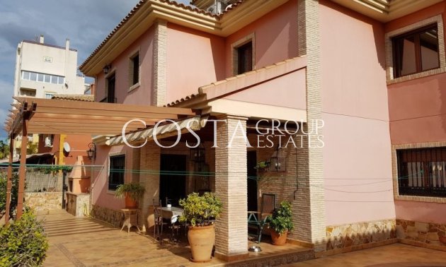 Revente - Villa -
Torrevieja