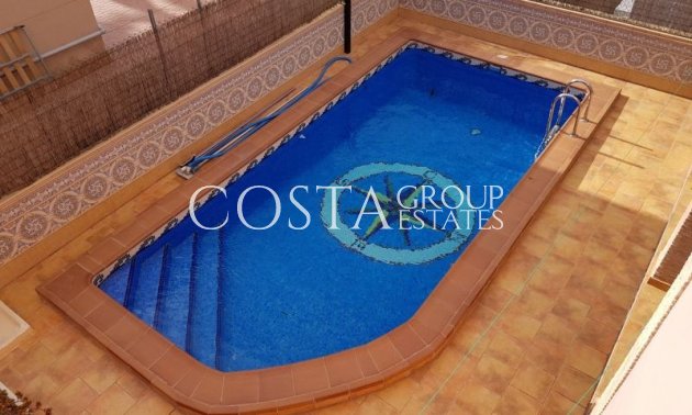 Revente - Villa -
Torrevieja