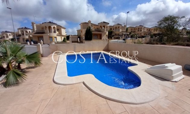 Revente - Villa -
Pilar de la Horadada - Pinar de Campoverde