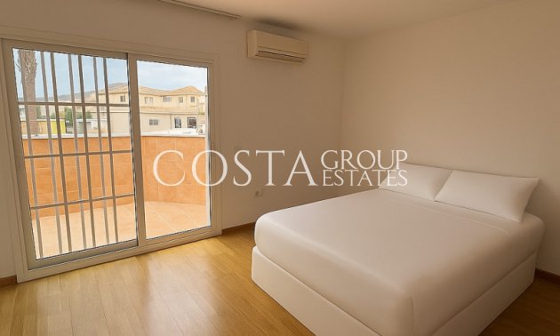 Revente - Villa -
Pilar de la Horadada - Pinar de Campoverde