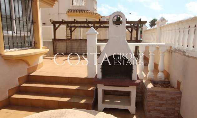 Herverkoop - Villa -
Cartagena - El Algar